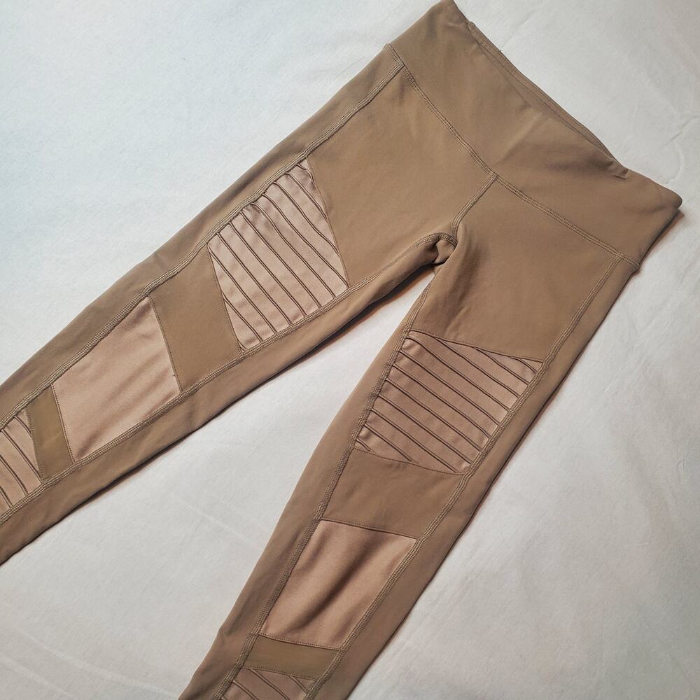 Alo Women's Size XS Yoga Moto Mesh Detail Leggings Tan